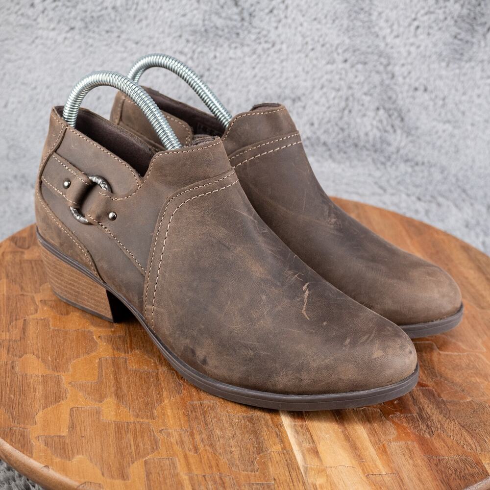 Clarks Charlten Grace‎ Ankle Boots Womens Sz 8.5  Taupe Oily Leather Side Zip